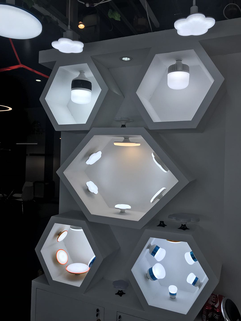 2024 guangzhou international lighting exhibition (2)